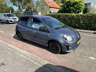 rozbiórka samochody osobowe Renault Twingo 1.2-16V 2011/3