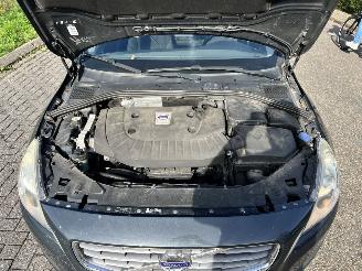 Volvo V-60 2.0 D4 Momentum picture 6