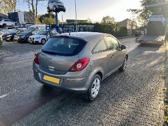 Opel Corsa 1.2-16V picture 3