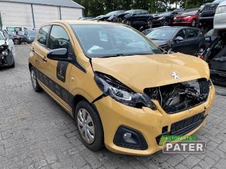 Peugeot 108 108, Hatchback, 2014 1.0 12V picture 2