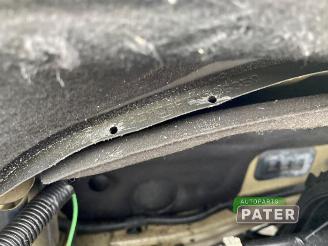 Peugeot 208 208 I (CA/CC/CK/CL), Hatchback, 2012 / 2019 1.0 Vti 12V PureTech picture 16