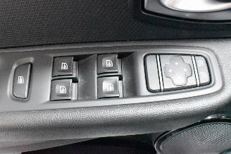 Renault Clio 0.9 TCe Limited picture 24