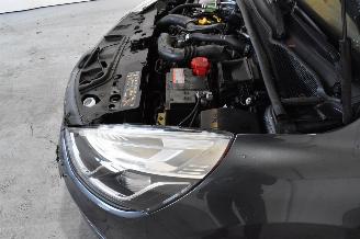 Renault Clio 0.9 TCe Limited picture 12