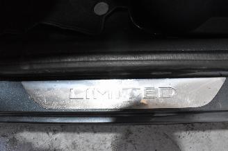 Renault Clio 0.9 TCe Limited picture 26