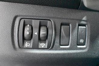 Renault Clio 0.9 TCe Limited picture 27