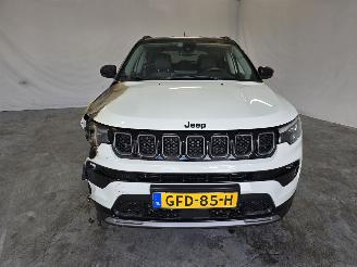 Jeep Compass 4xe 240 Hybrid Summit picture 2