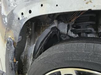 Jeep Compass 4xe 240 Hybrid Summit picture 12