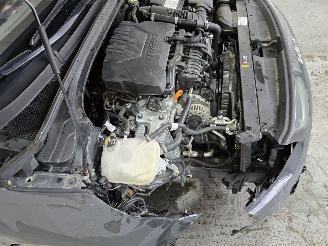 Kia Ceed 1.0 T-GDi Dynamic Line picture 12