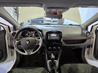 Renault Clio 1.5 dCi Nightenamp;Day picture 23