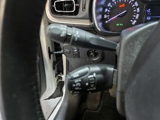 Citroën C3 1.2 PT Senamp;S Shine picture 25