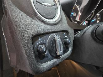 Ford Fiesta 1.5 TDCi Titanium picture 24