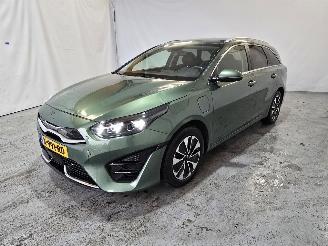 Kia Ceed 1.6 GDI PHEV DynamicPlusLine picture 3