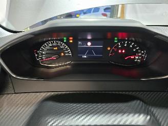Peugeot 208 1.2 PureTech 75 Style picture 24