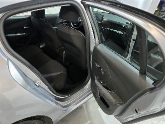 Peugeot 208 1.2 PureTech 75 Style picture 18