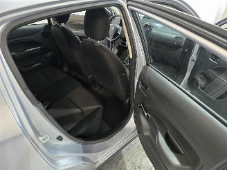 Mitsubishi Space-star 1.2 Cool+ picture 15