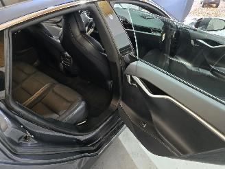 Tesla Model S 75D Base picture 18