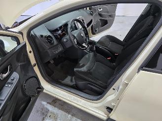 Renault Clio 1.5 dCi ECO Expression picture 18