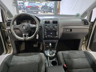 Volkswagen Touran 2.0 TDI Highline BlueMotion 7p. picture 25