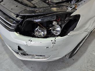 Volkswagen Touran 2.0 TDI Highline BlueMotion 7p. picture 17