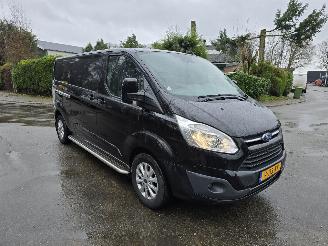 uszkodzony samochody osobowe Ford Tourneo Custom 290 2.0 TDCI L2H1 Limited 2017/1