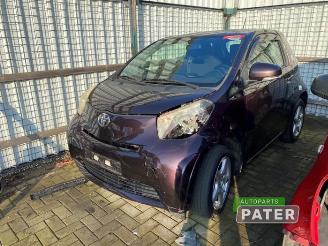 Salvage car Toyota iQ iQ, Hatchback 3-drs, 2009 / 2015 1.0 12V VVT-i 2009/5
