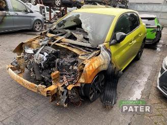  Peugeot 208 208 II (UB/UH/UP), Hatchback 5-drs, 2019 1.2 Hybrid 110 2025/11