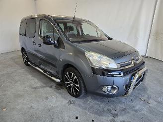 uszkodzony samochody osobowe Citroën Berlingo 1.6 VTi Collection 2012/10