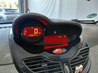 Renault Twingo 1.2-16V Night en Day picture 25