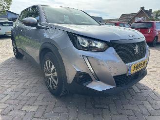 Peugeot 2008 1.2 PURETECH BLUE LEASE ACTIVE ECC/NAV/LMV/PDC picture 4