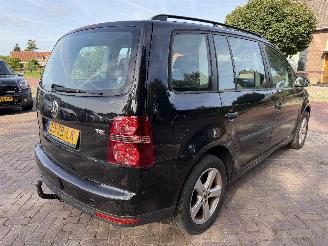 Volkswagen Touran 1.4 TSI Optive picture 6