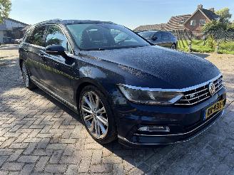Volkswagen Passat Variant 2.0 TDI Connected Series Plus picture 3