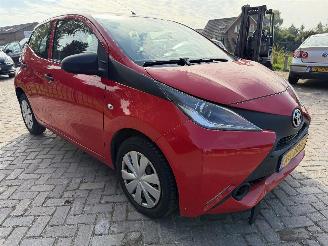 Toyota Aygo 1.0 VVT-i x-fun picture 4