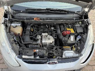Ford B-Max 1.0 EcoBoost Titanium picture 26