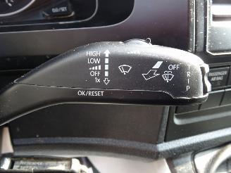 Volkswagen Transporter T6 2.0 TDi Lang Airco Navi Apple Carplay Trekhaak 75KW Euro 5 picture 15