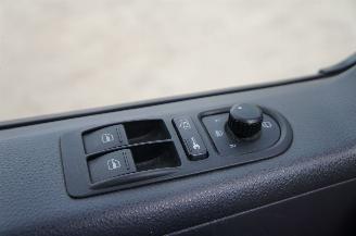 Volkswagen Transporter T5 2.5 TDi Lang Dubbele Cabine Airco Cruise Trekhaak 96KW Euro 4 picture 15