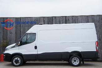 Coche accidentado Iveco Daily 35C14 2.3 HPi L3H2 Airco Cruise Automaat 100KW Euro 6 2018/2
