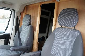 Peugeot Boxer 2.2 HDi L2H2 Camper! Airco Cruise Trekhaak 96KW Euro 5 picture 18