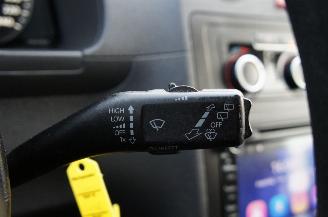 Volkswagen Caddy 1.6 TDi L1H1 Klima Navi Cruise Trekhaak PDC 55KW Euro 5 picture 17