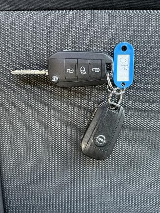 Opel Vivaro Kombi 1.5 CDTI L3H1 9-Sitzer Klima Tempom picture 49