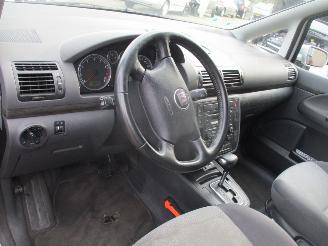 Seat Alhambra 1.8-20VT Stylance Aut 7p picture 11