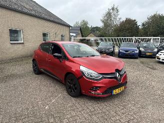 Coche accidentado Renault Clio 0.9 TCe Intense 2019/1