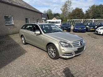 skadebil auto Mercedes C-klasse 200 CDI BnsCl. Avg. 2011/6