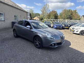 Schadeauto Alfa Romeo Giulietta 1.4 T Distinctive 2015/3