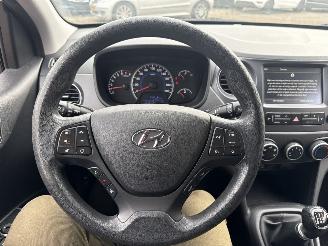 Hyundai I-10 1.0i Comfort REST BPM €300,-!!! picture 15