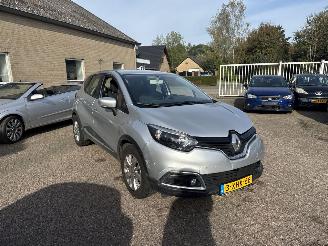  Renault Captur 1.2 TCe Expression 2013/9