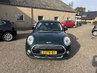 Mini Cooper 1.5 Cooper Business REST BPM €300,-!!! picture 2