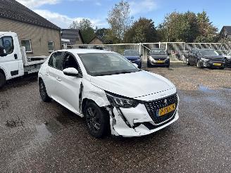 škoda osobní automobily Peugeot 208 1.2 PT Allure Pack AUTOMAAT REST BPM €1400,-!!! 2021/12