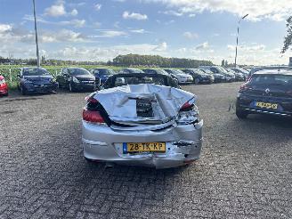 Opel Astra TWIN TOP 1.8 Cosmo WEINIG KILOMETERS picture 6