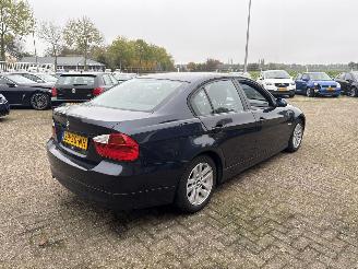 BMW 3-serie 318i Dynamic Exec. picture 7