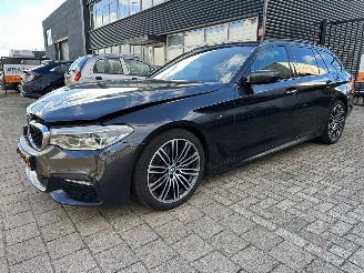 BMW 5-serie 540i xDrive High Executive picture 4